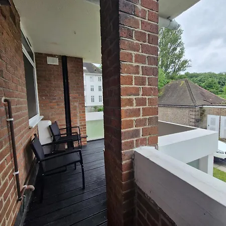 Bright Spacious Airy 2 Bed Flat Ealing Exterior photo