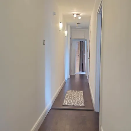 Bright Spacious Airy 2 Bed Flat Ealing Exterior photo