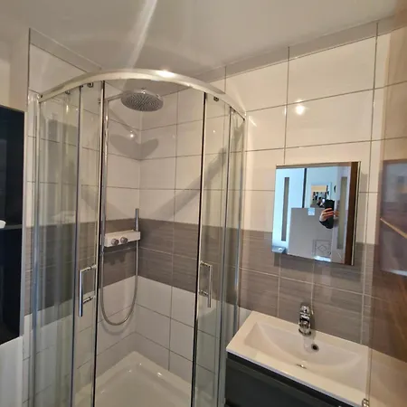 Bright Spacious Airy 2 Bed Flat Ealing Exterior photo