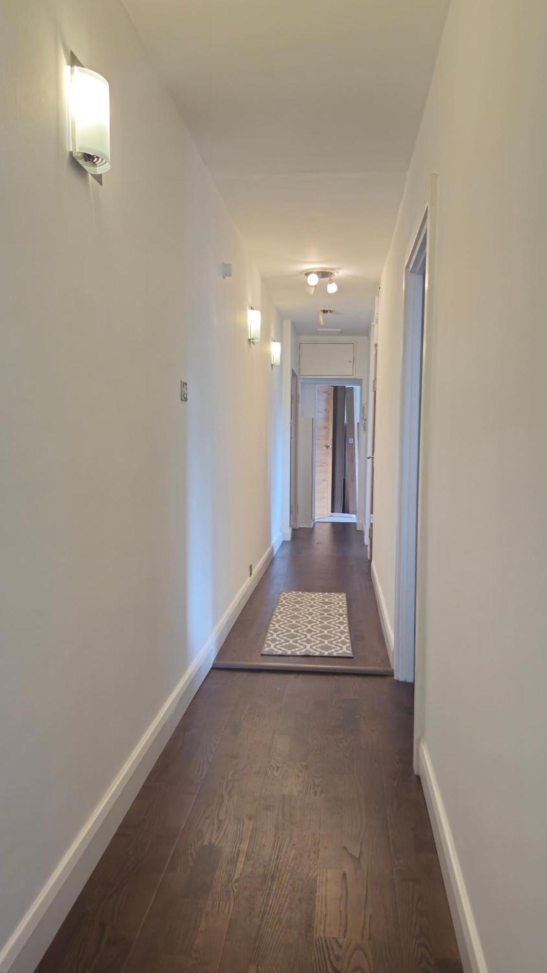 Bright Spacious Airy 2 Bed Flat Ealing